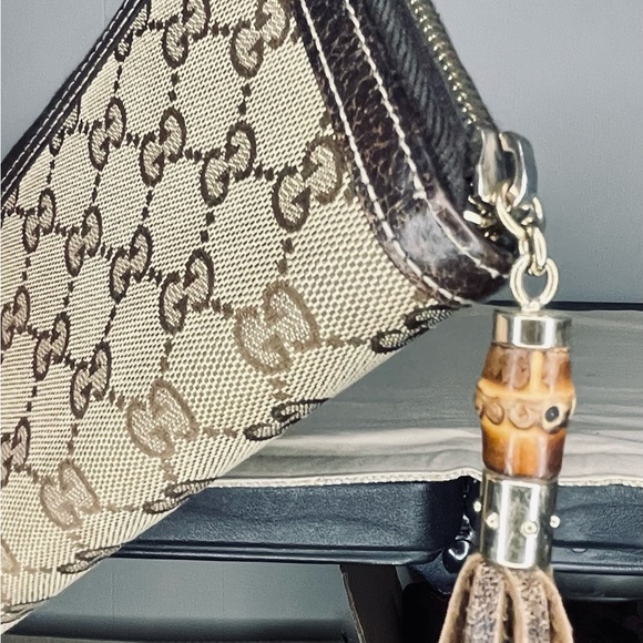 Gucci Bamboo Tassel Zip Wallet - Picture 3 of 15